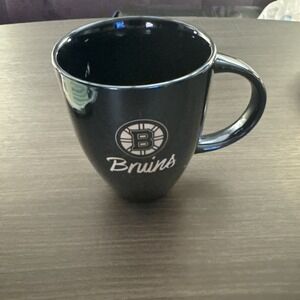Boston Bruins NHL Black Sunburst 18oz Laser Engraved‎ Coffee Mug Rico LBC7320BK